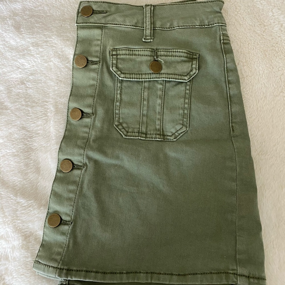 Altard State Sage Green Skirt!